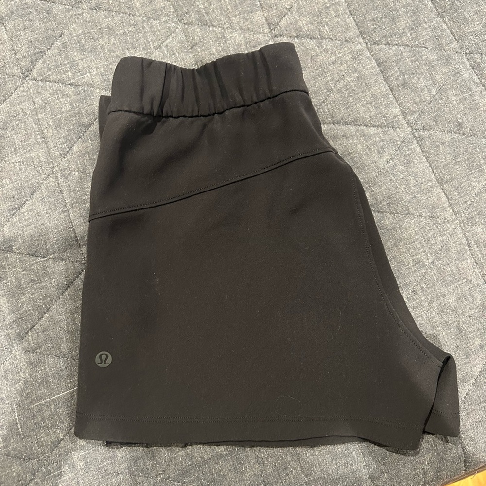 black lululemon shorts - Picture 2 of 3